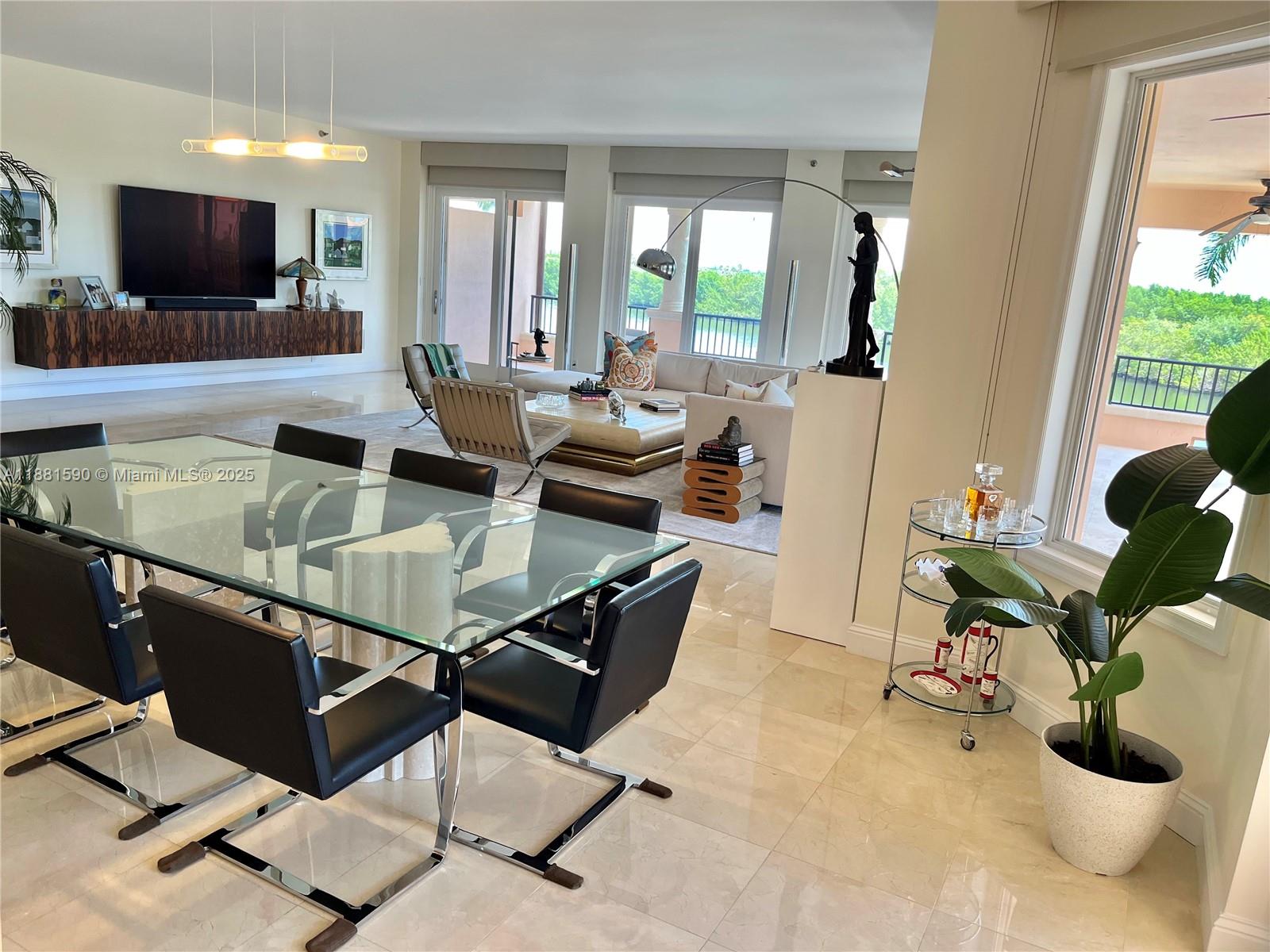 DEERING BAY CONDO I - Residential Lease