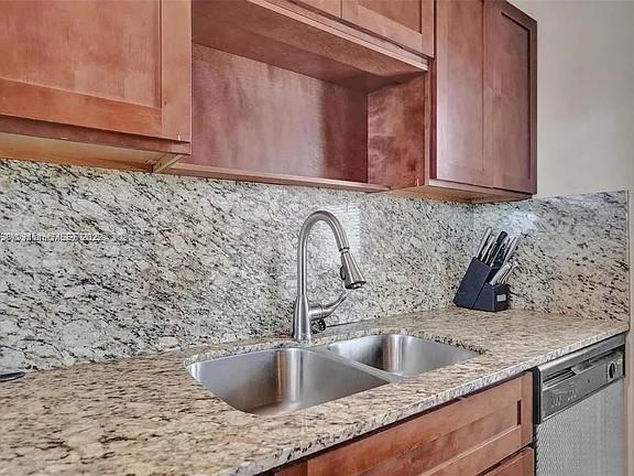 1475 TERRA TOWERS CONDO - Residential