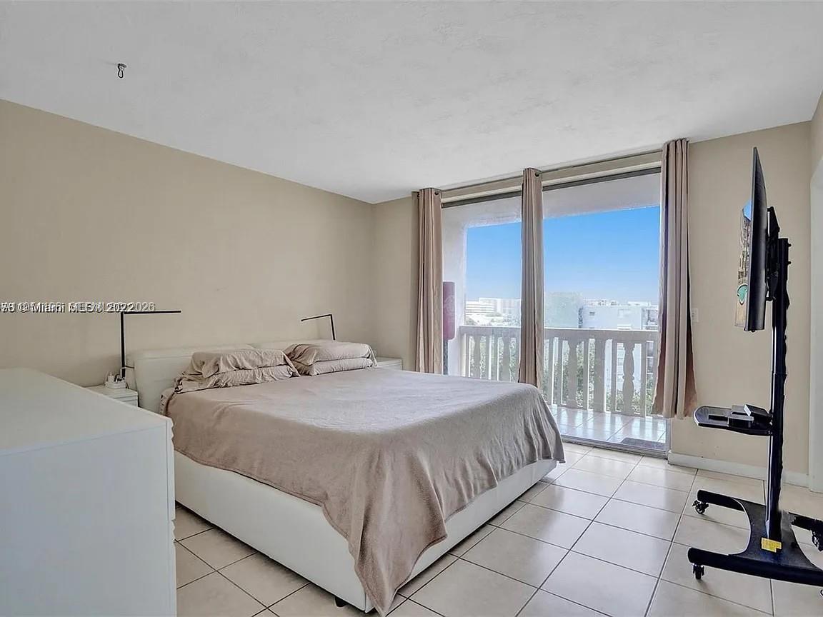 1475 TERRA TOWERS CONDO - Residential