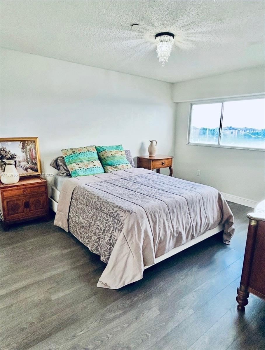 SUFFOLK AT CENTURY VILLAG - Residential