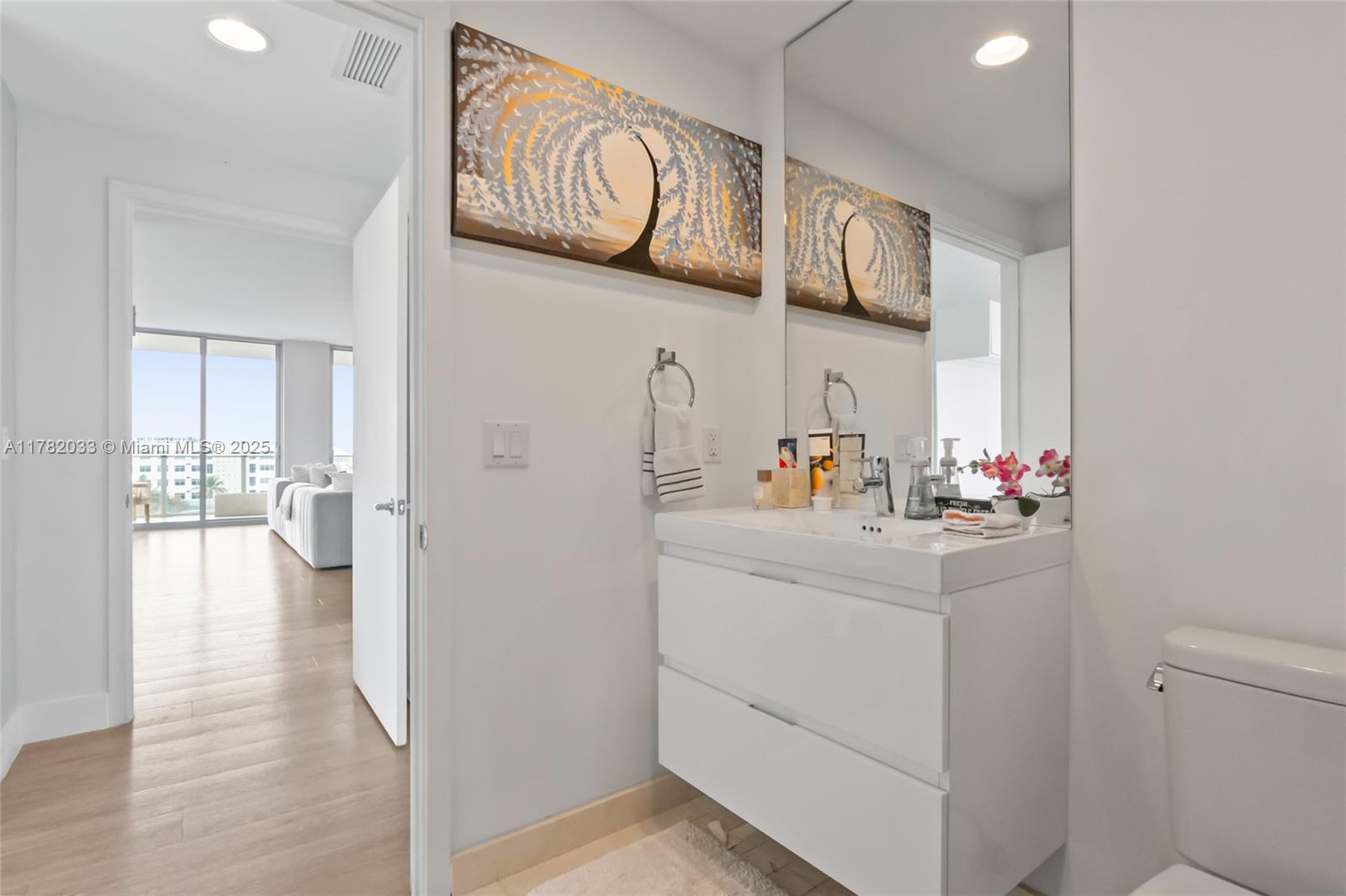 MARINA PALMS RESIDENCES N - Residential