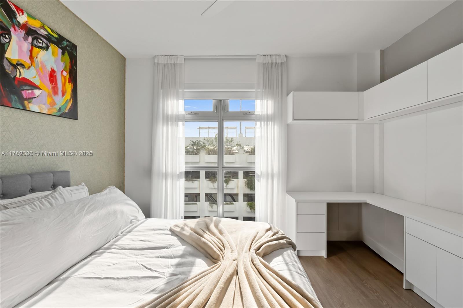 MARINA PALMS RESIDENCES N - Residential