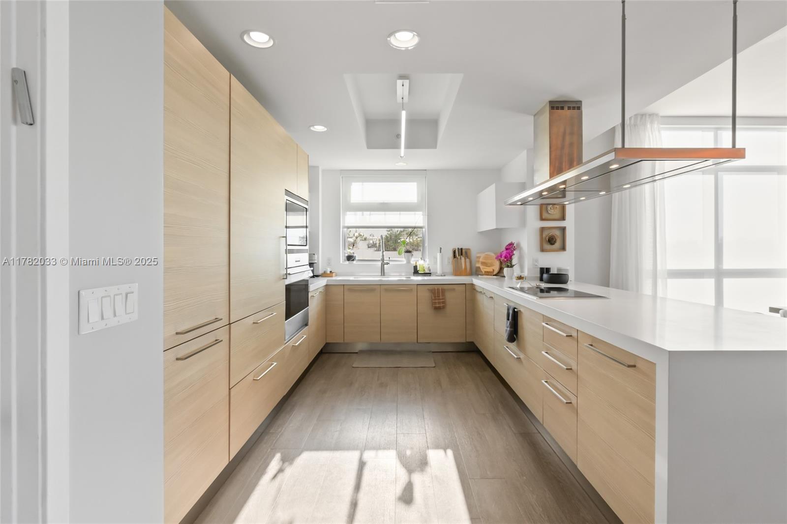 MARINA PALMS RESIDENCES N - Residential