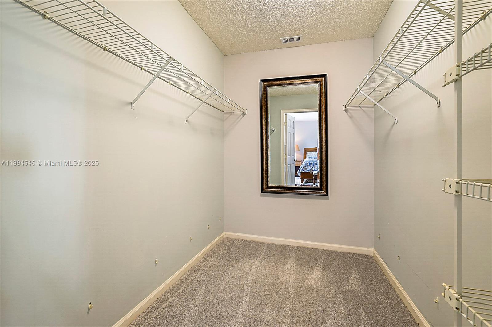 NORTH PASSAGE - Residential