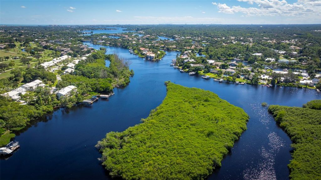 Photo of 8853 SE Riverfront Ter, Jupiter, FL 33469 (MLS # A11894546)