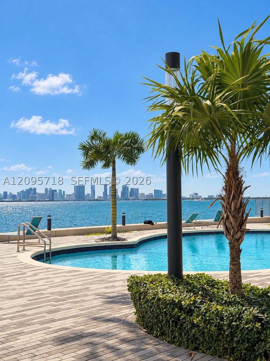 7501 E Treasure Dr 3P, North Bay Village FL 33141