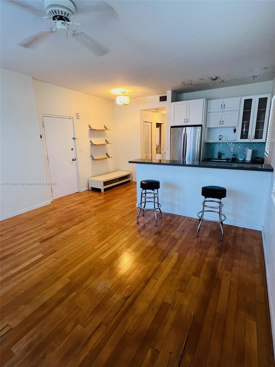 Property for Sale at 1523 West Ave 101, Miami Beach, Miami-Dade County, Florida - Bedrooms: 1 
Bathrooms: 1  - $295,000