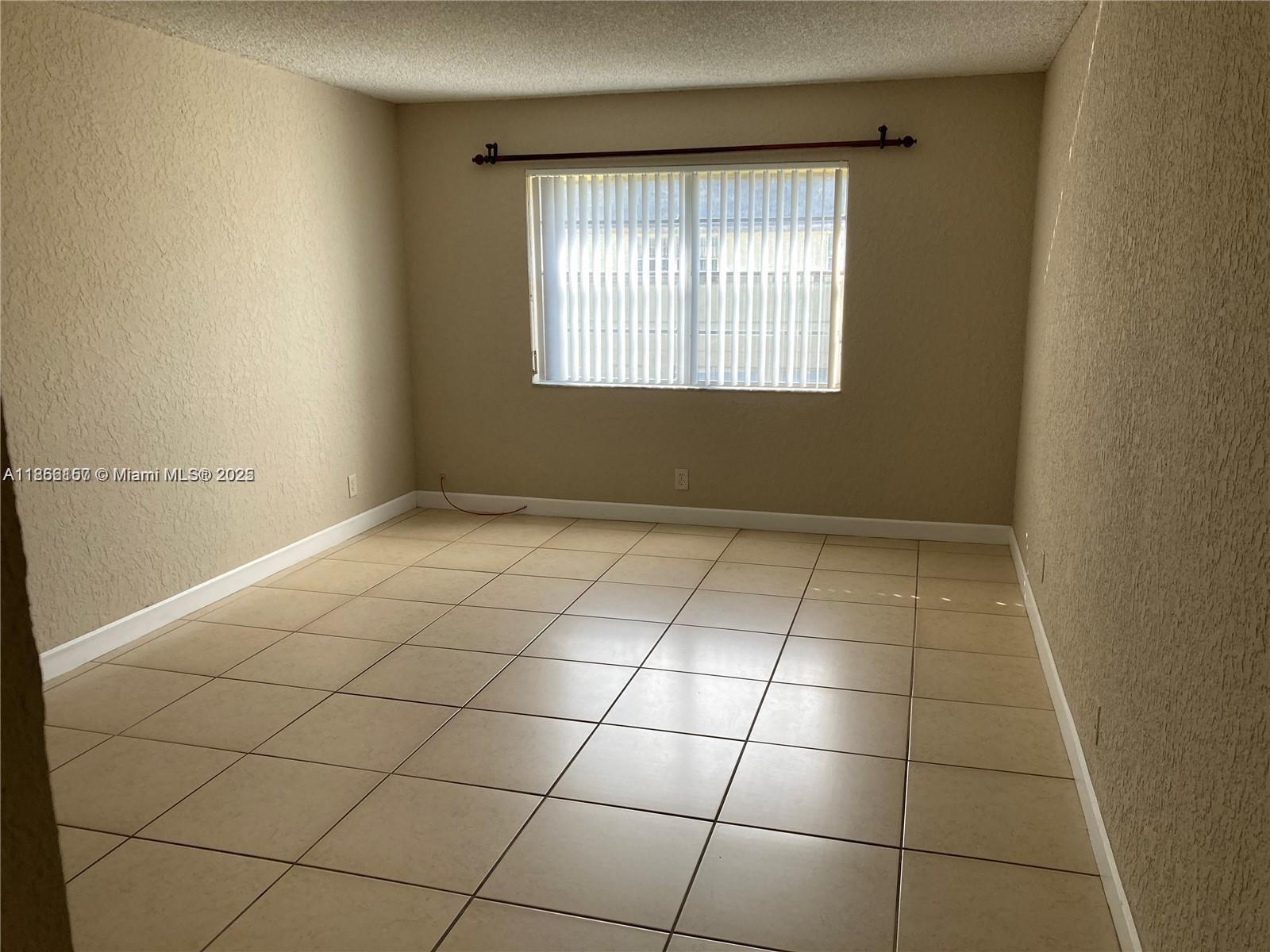 4831 BLDG G PER CDO BK/PG: - Residential