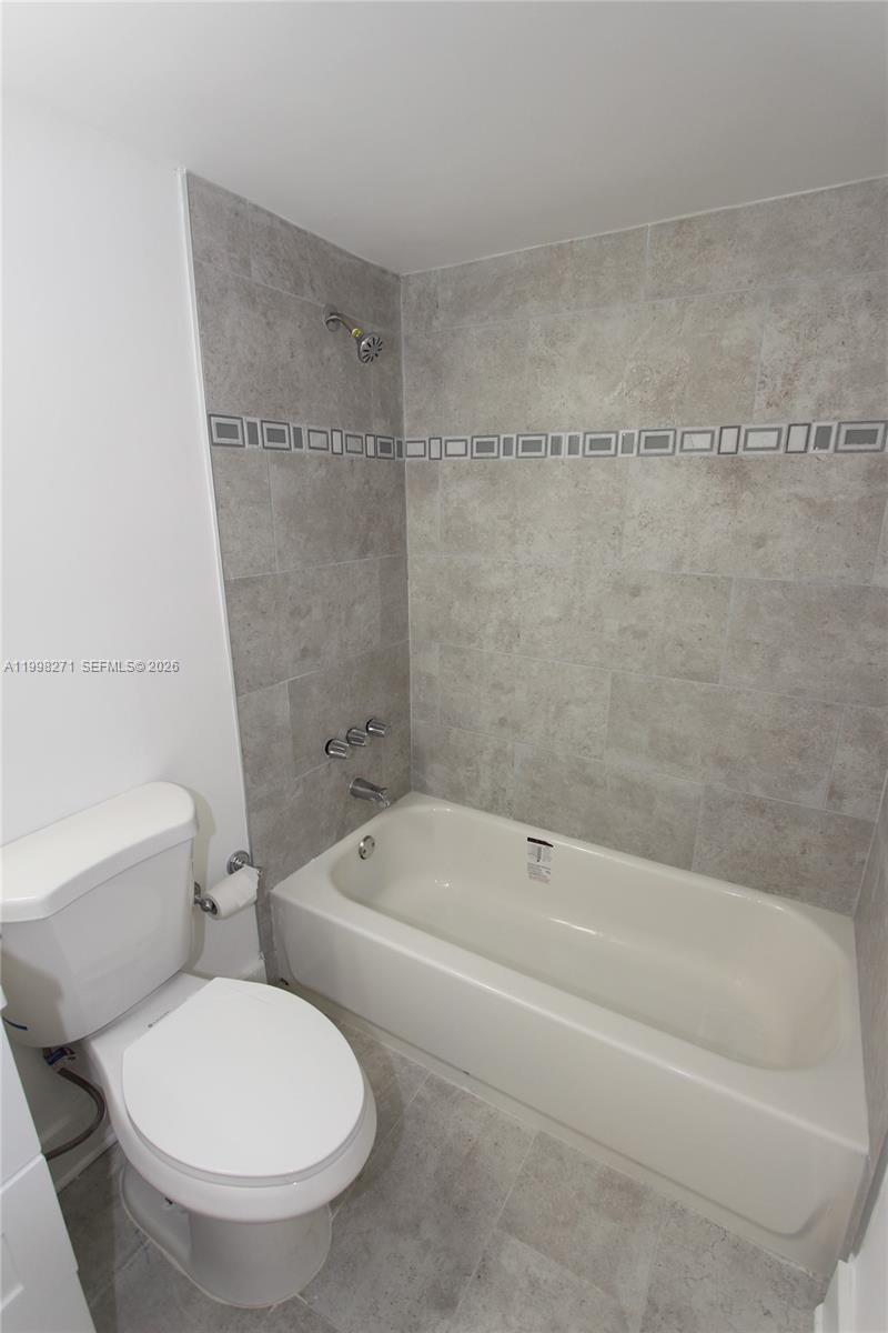 YOLANDA VILLAS CONDO - Residential Lease