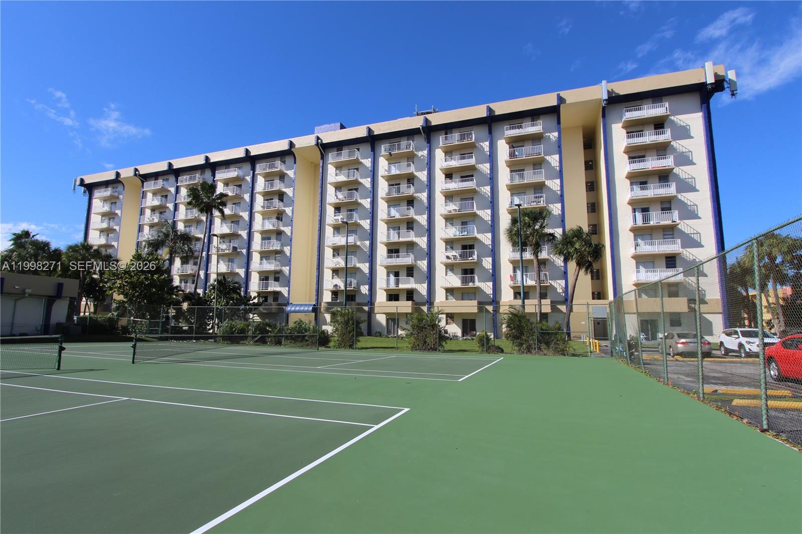 YOLANDA VILLAS CONDO - Residential Lease