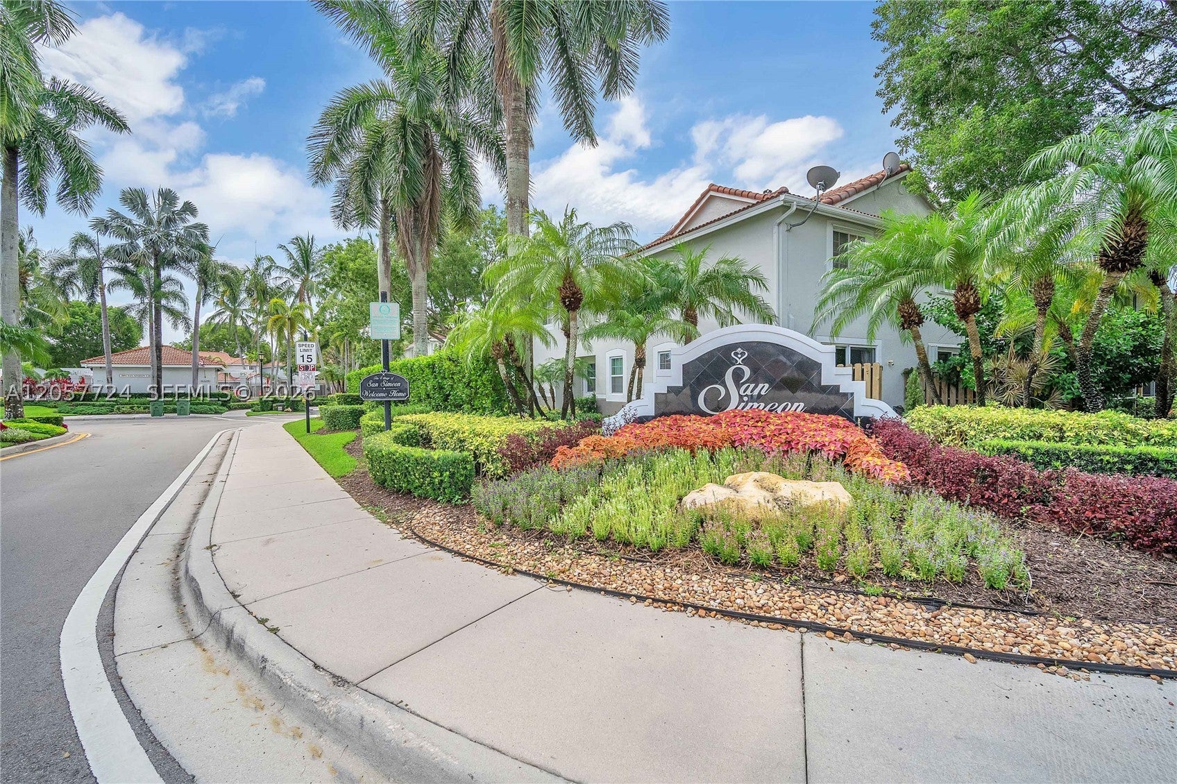 3692 San Simeon Cir