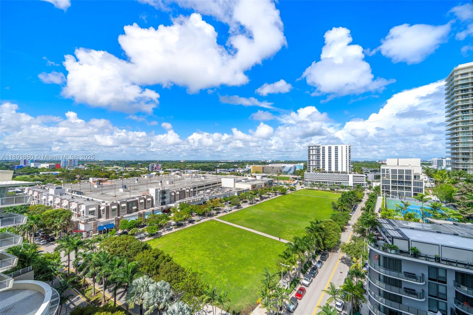 3301 NE 1st Ave H1207