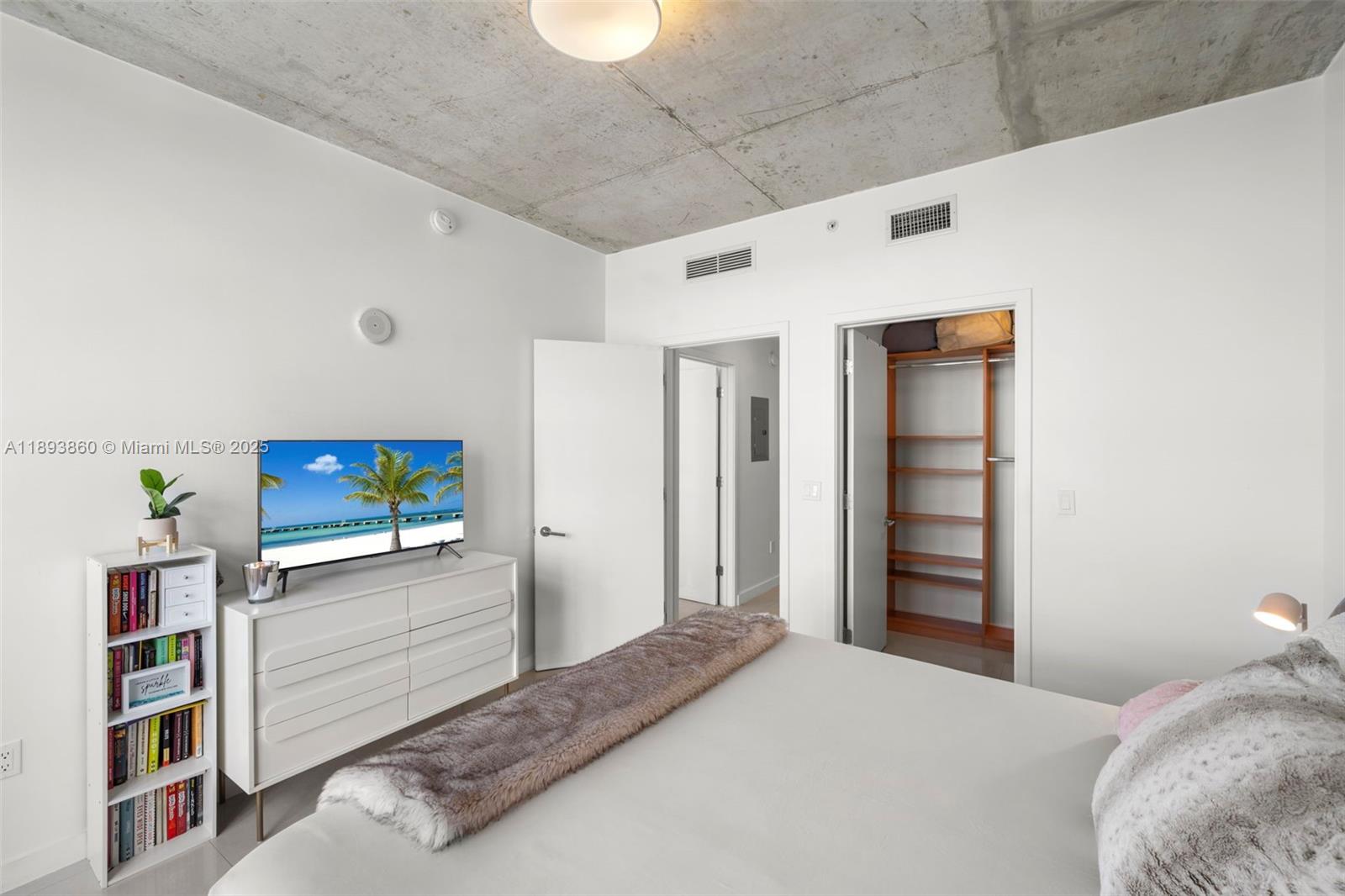 FOUR MIDTOWN MIAMI CONDO - Residential