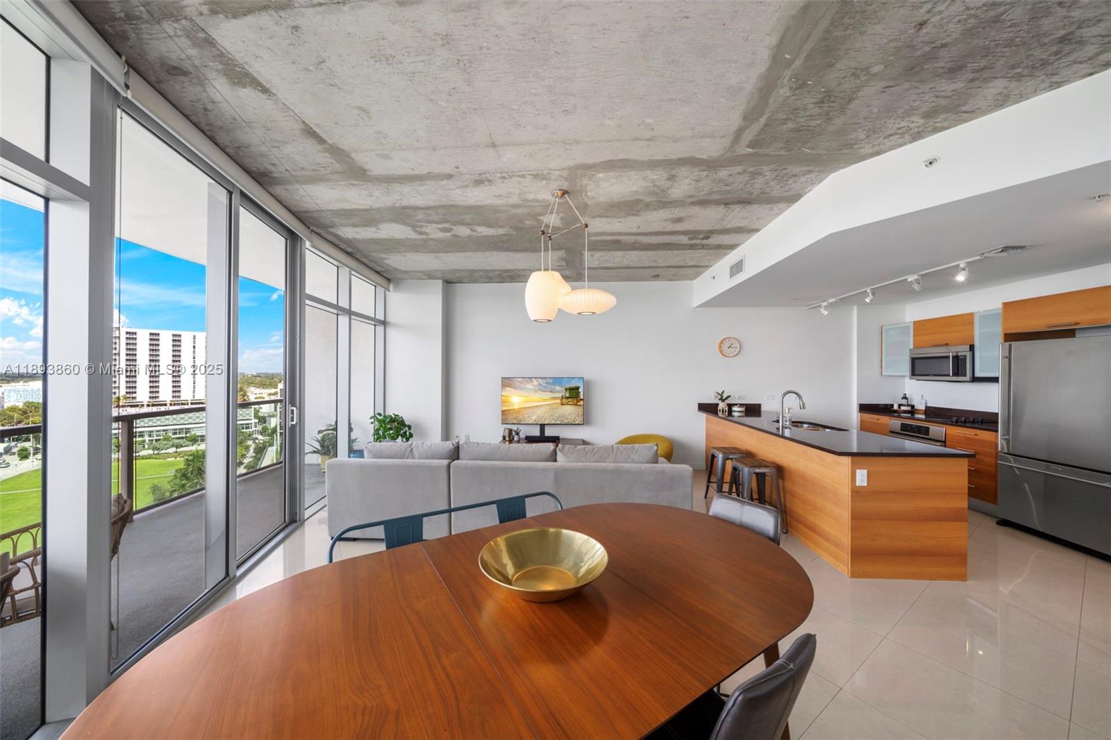 FOUR MIDTOWN MIAMI CONDO - Residential