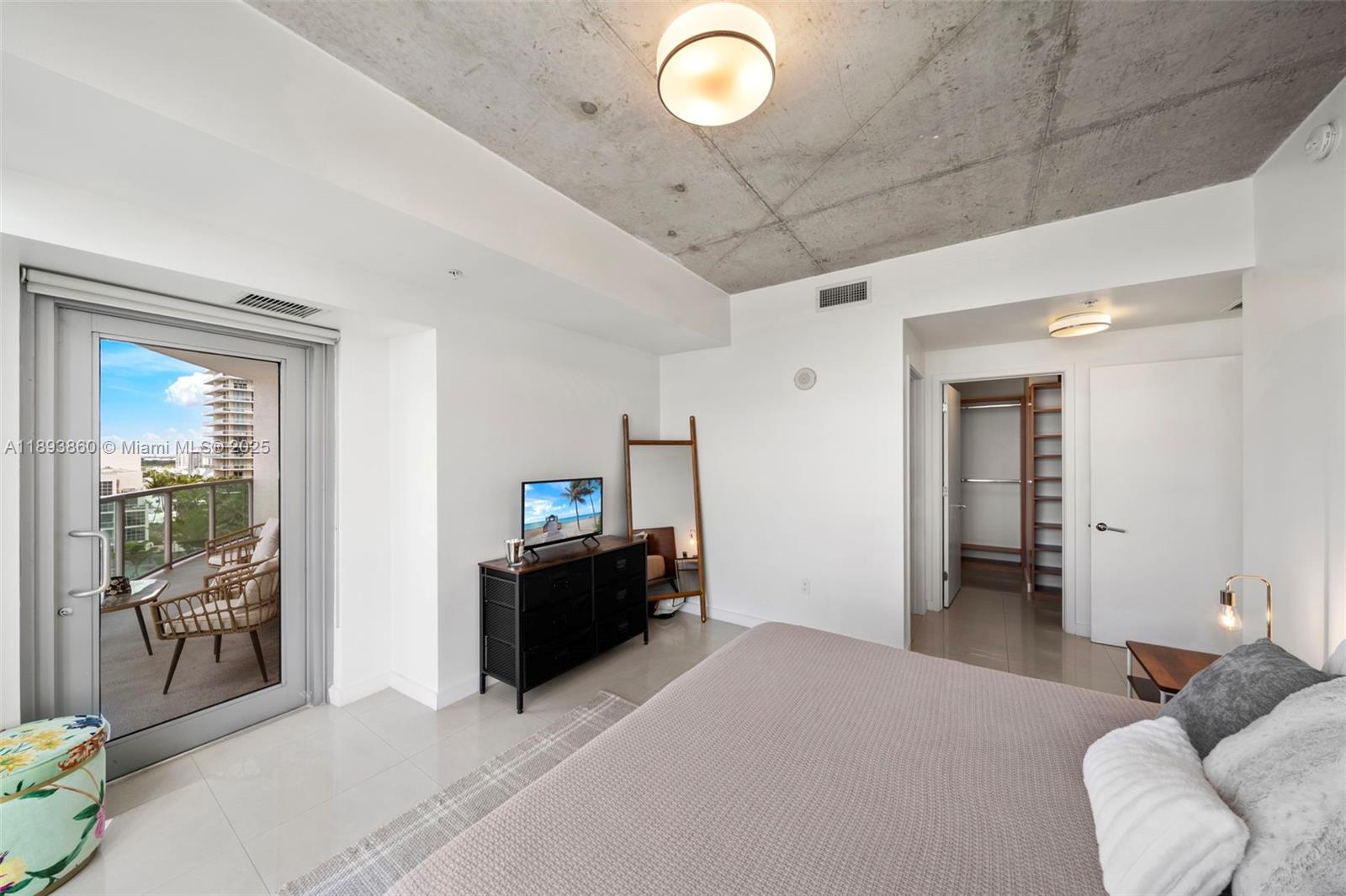 FOUR MIDTOWN MIAMI CONDO - Residential