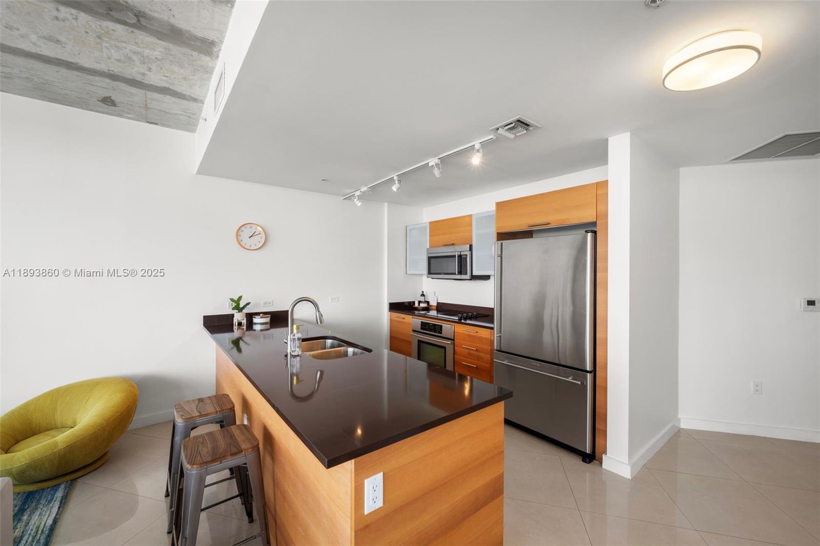 FOUR MIDTOWN MIAMI CONDO - Residential
