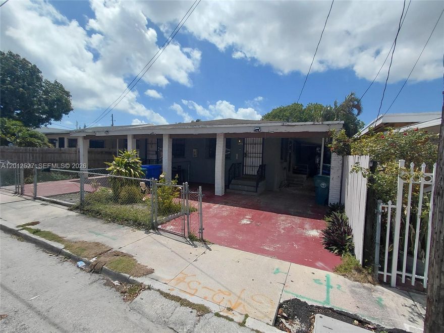 Fully remodeled Quadplex featuring four 1BR/1BA residences in a highly central Miami location near Flagler Street and major employment hubs like Brickell & Downtown. This income-producing 4-unit multifamily property offers modern finishes, flexible living options, and excellent rental potential for investors or owner-occupants alike. 3 Units are occupied paying $1700 and $1750/mo. 1 Unit is vacant and easy to see!
Each unit features open-concept living areas, tile flooring throughout, abundant natural light, central A/C, yard area, modern kitchens with quality countertops, newer appliances, and custom cabinetry. Separate entrances provide added privacy and functionality. Decent sized parking area accommodates multiple vehicles, work trucks, or commercial-use parking needs. Centrally located minutes from Downtown Miami, Brickell, Little Havana, major highways, shopping, dining, and entertainment. Excellent opportunity to own a versatile multifamily property in a high-demand rental market. This property should produce $7,000/mo.