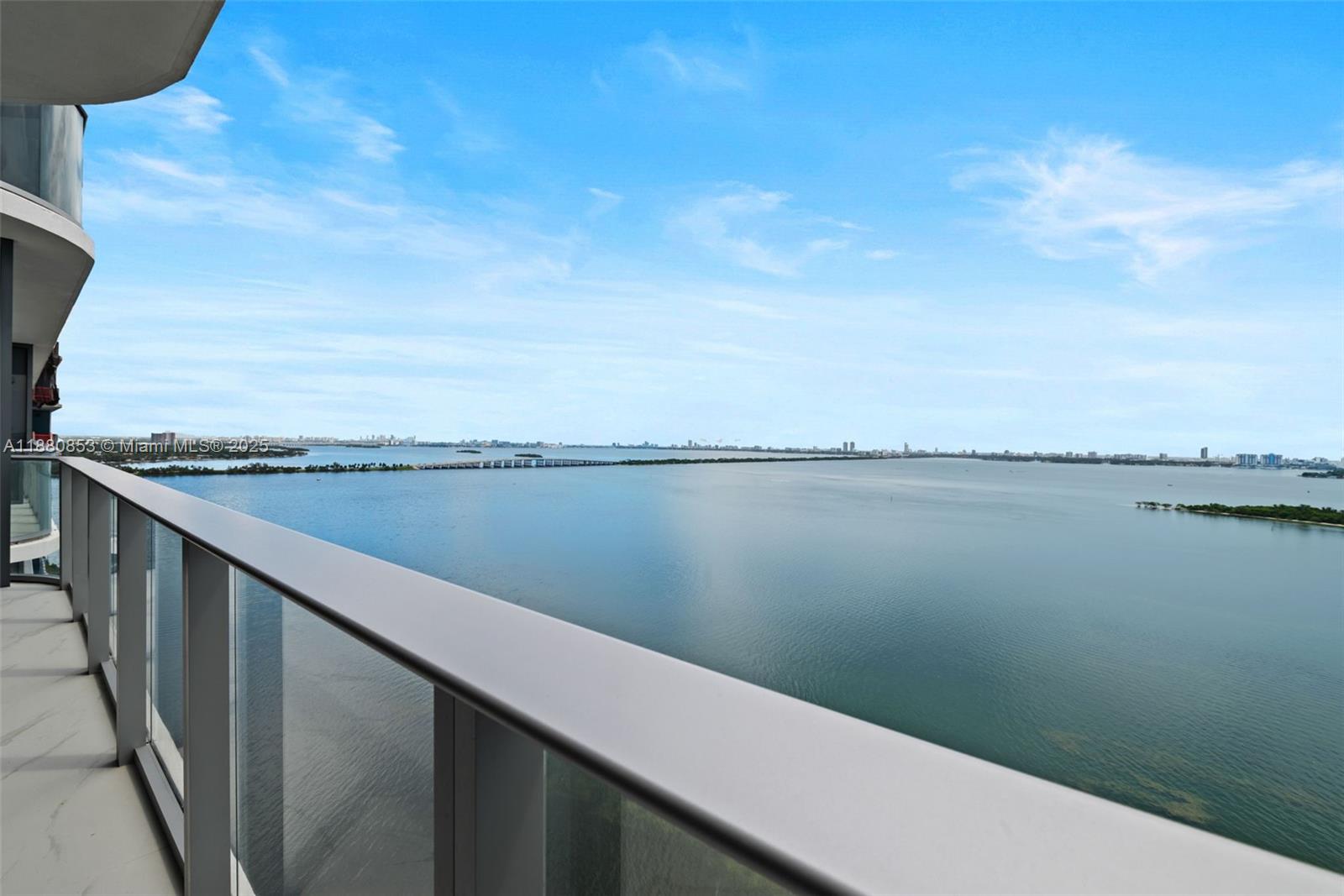 ARIA RESERVE - Residential Lease