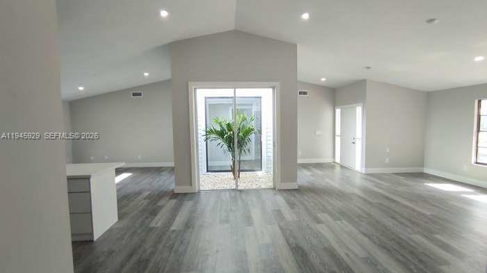 PORT ST LUCIE SECTION 26 - Residential