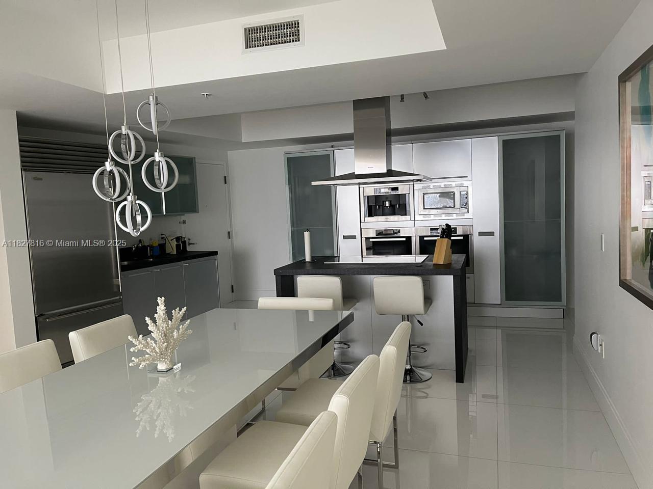 TRUMP ROYALE CONDO - Residential Lease