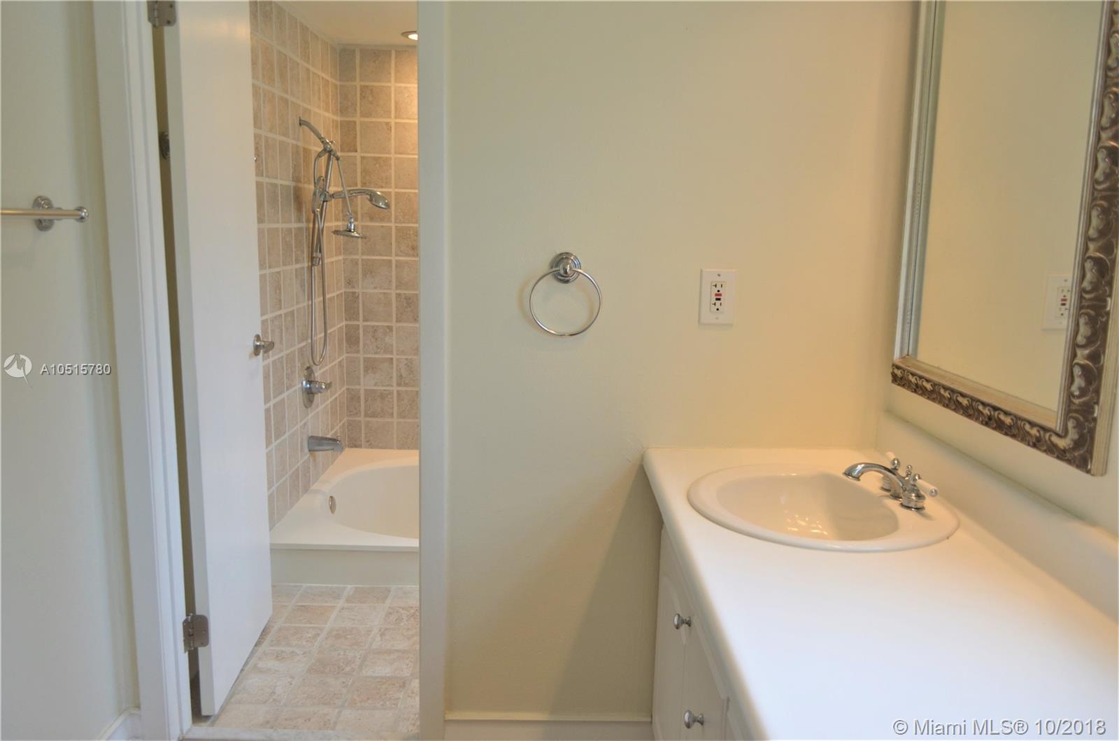 COUNTRY WALK SEC 3 - Residential Lease