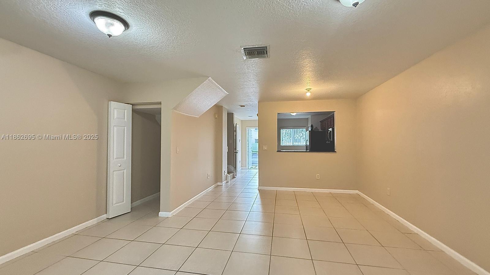 COVENTRY HOUSE - Residential Lease