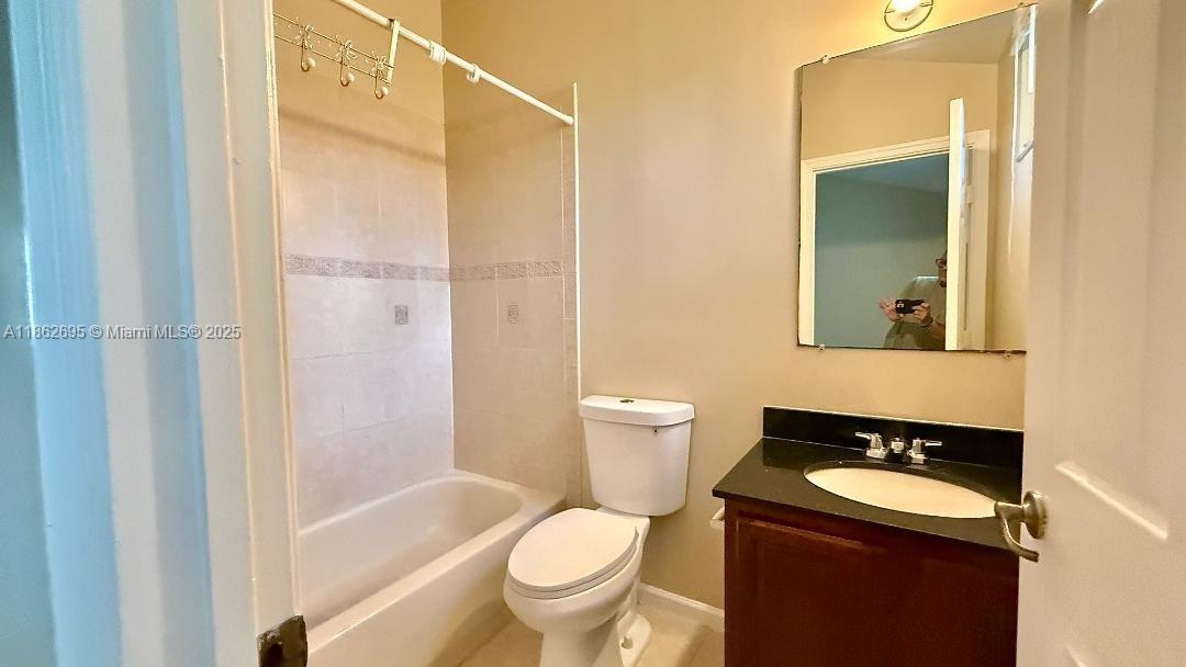 COVENTRY HOUSE - Residential Lease