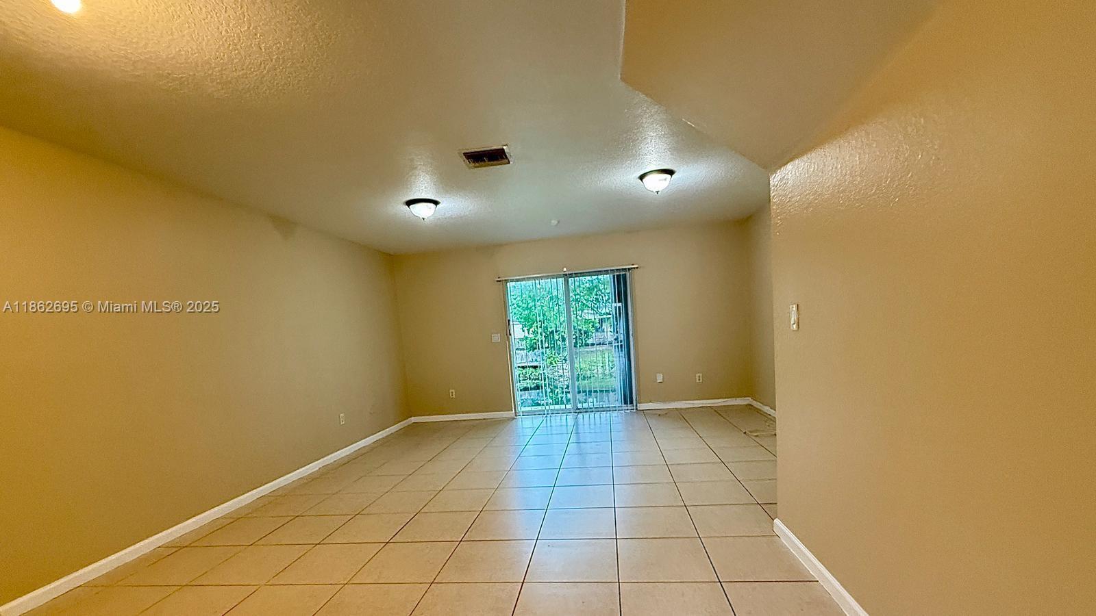 COVENTRY HOUSE - Residential Lease