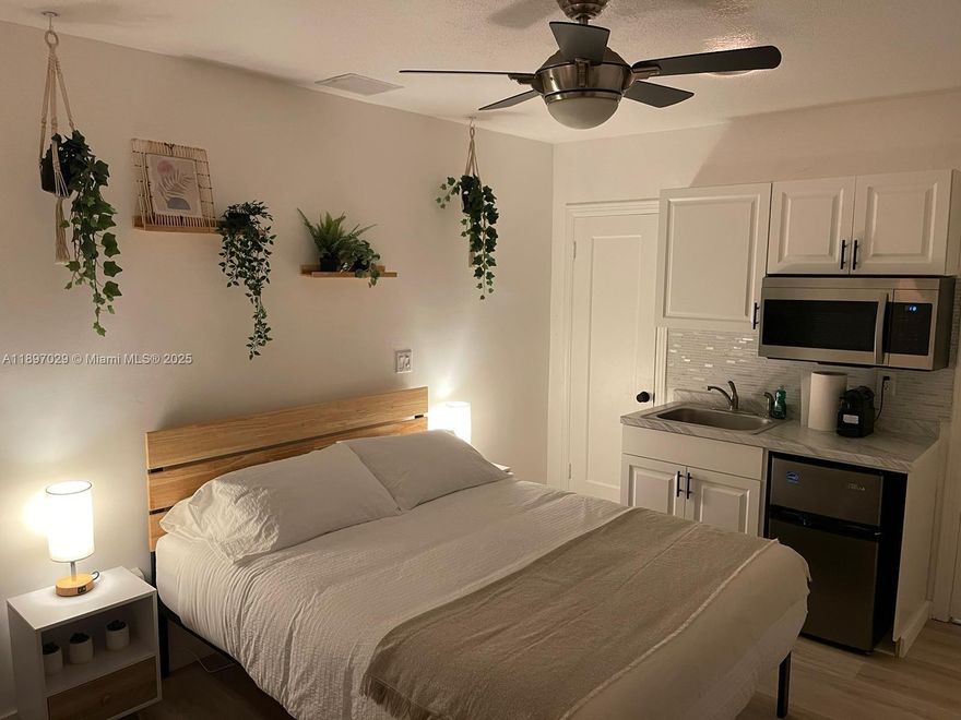 Cute and cozy efficiency, clean and well kept, corner unit of 4-plex property.  Private entry, impact windows, kitchenette, washer/dryer on premises.  Price includes water and electric.  Annual rental only.  Perfect for one person, student, flight attendant, or to use as a pied a terre.  Trendy Ironside/MiMO neighborhood with great walkability.  Location convenient to shopping, highways, beaches, downtown, and airport.
Offered furnished or unfurnished.
