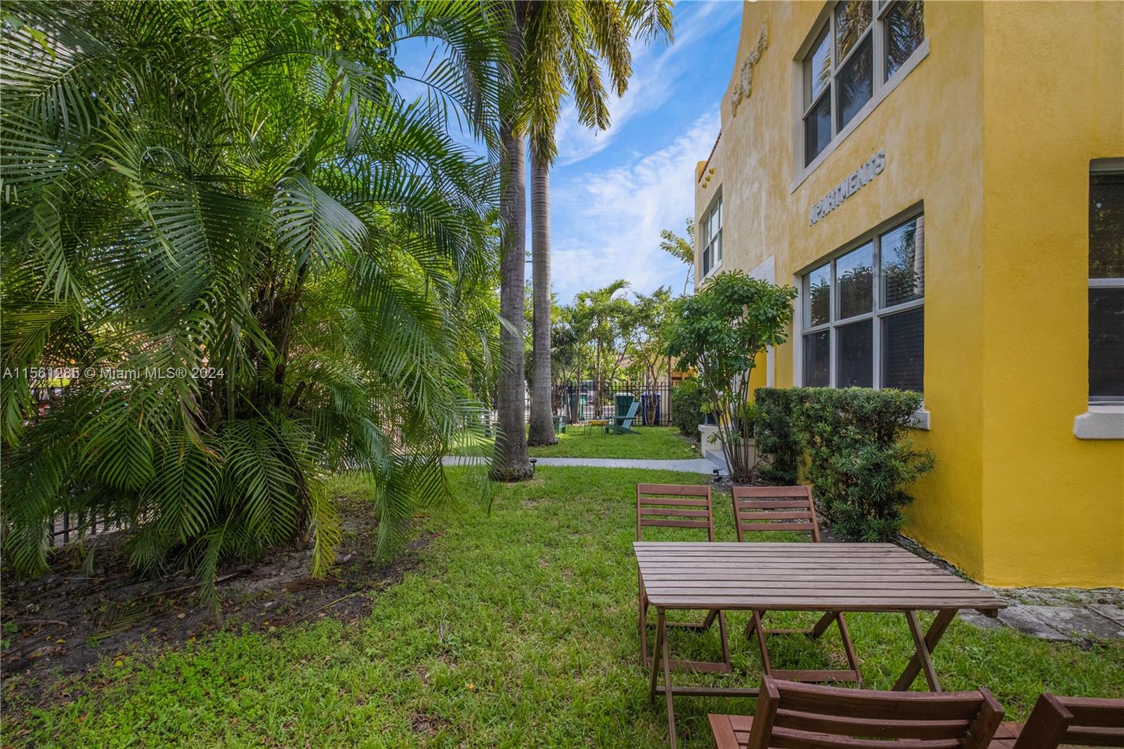 THE WESTMORELAND CONDO - Residential Income