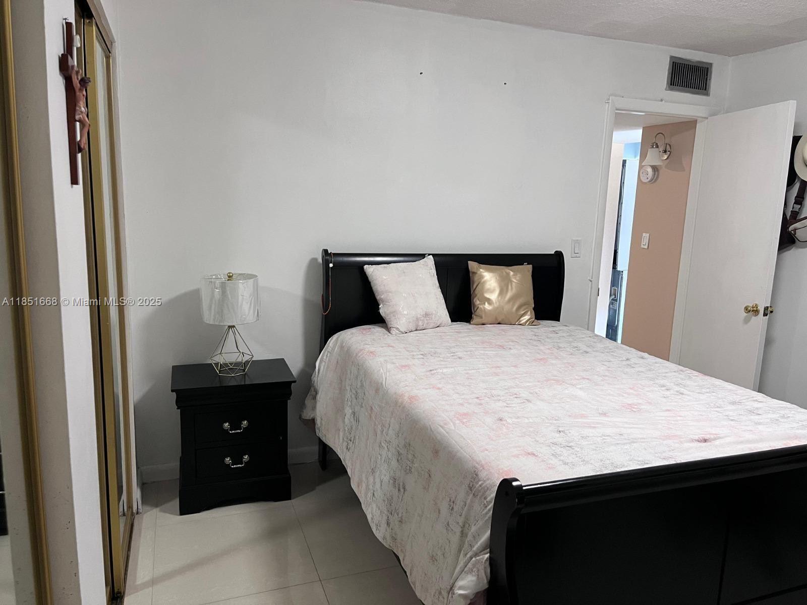 GROVE GARDENS CONDO - Residential