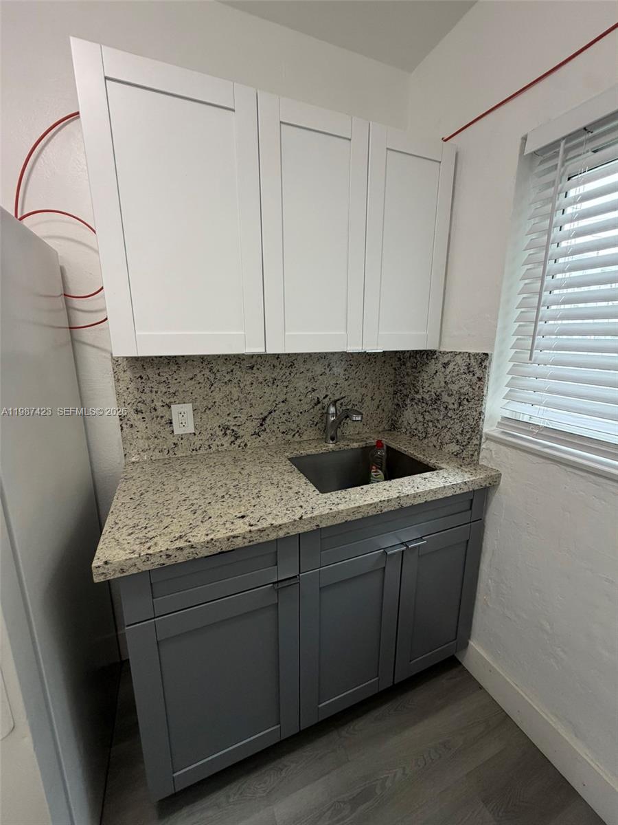 CITY OF MIAMI SOUTH - Residential Lease