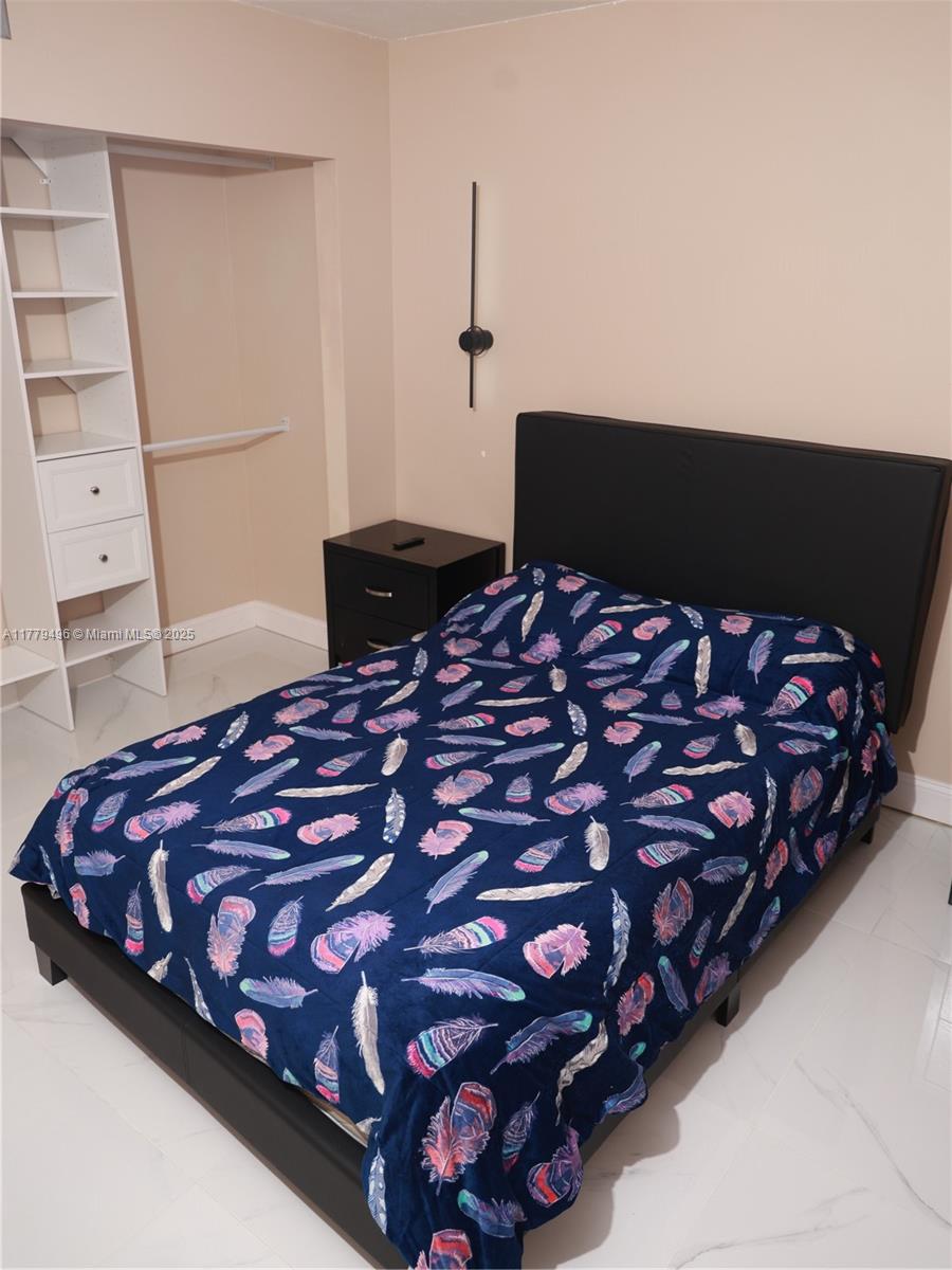 INVERWOOD CONDO - Residential