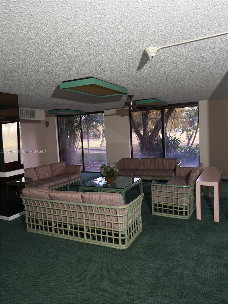 INVERWOOD CONDO - Residential