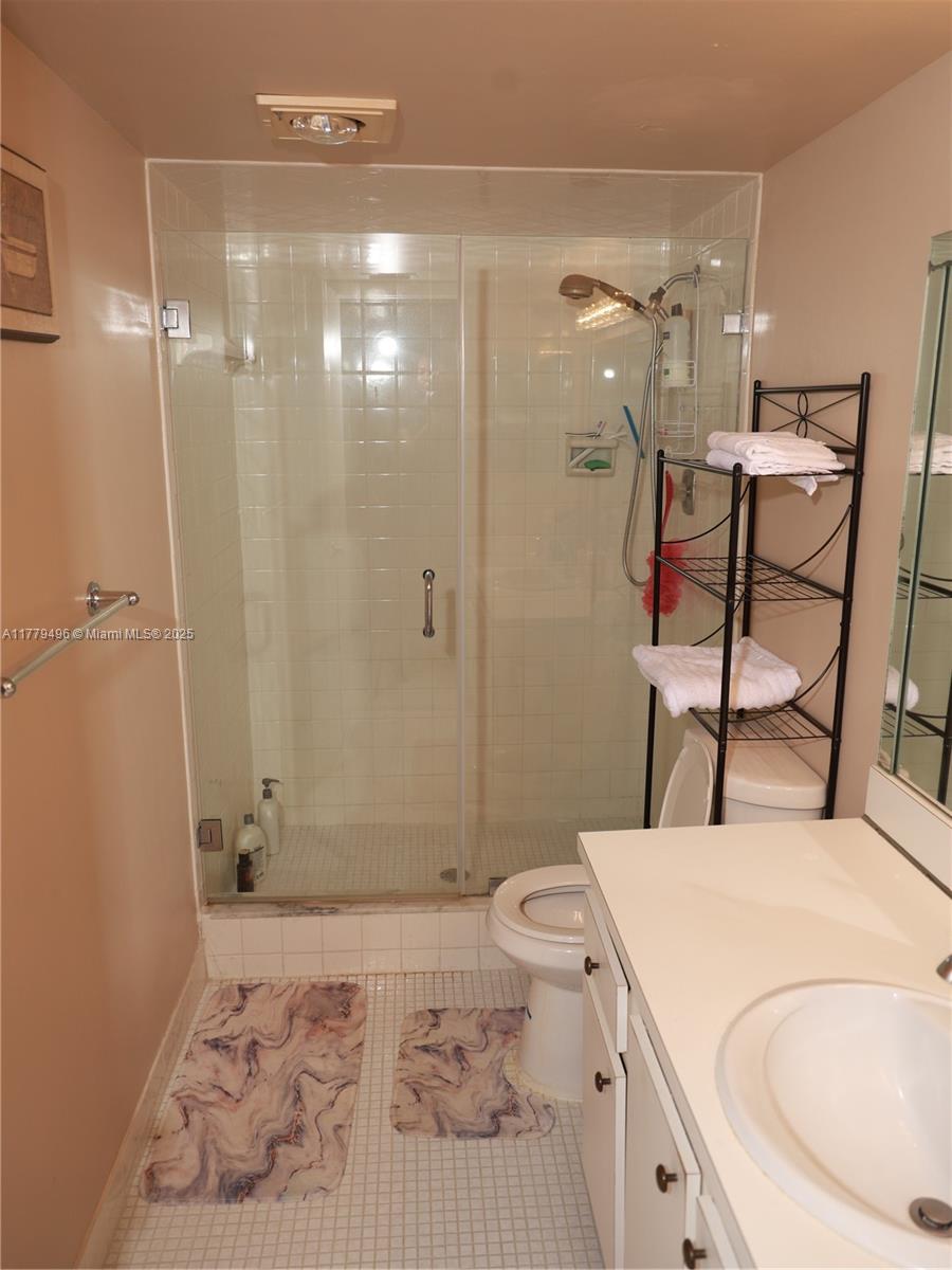 INVERWOOD CONDO - Residential