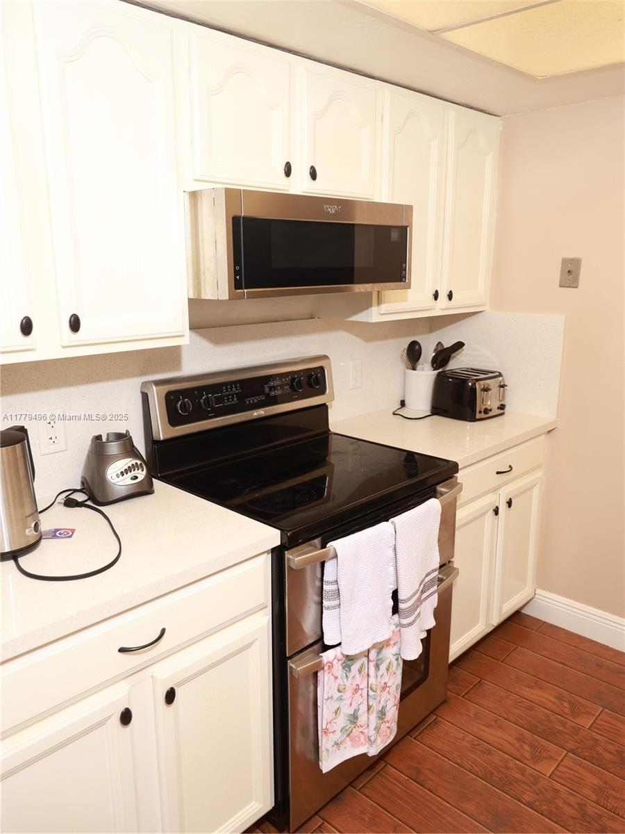 INVERWOOD CONDO - Residential