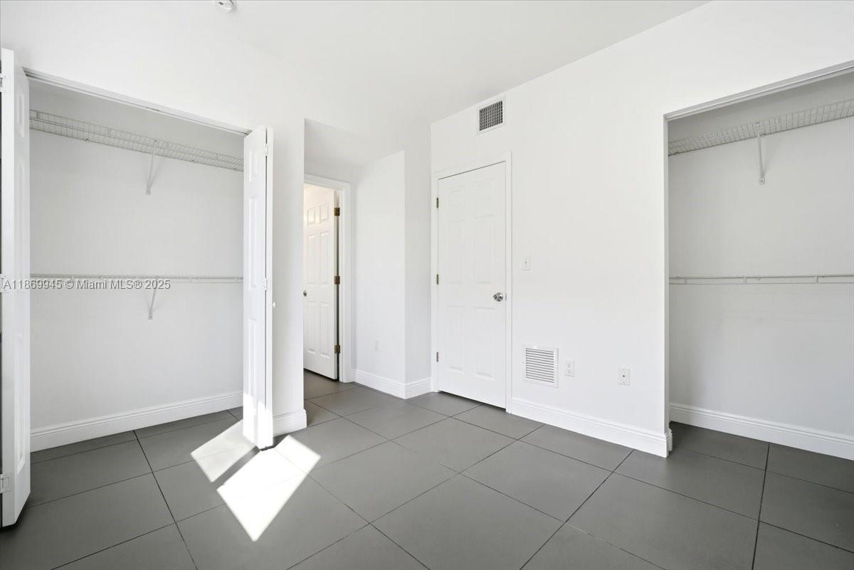 541 NW 33rd St 2