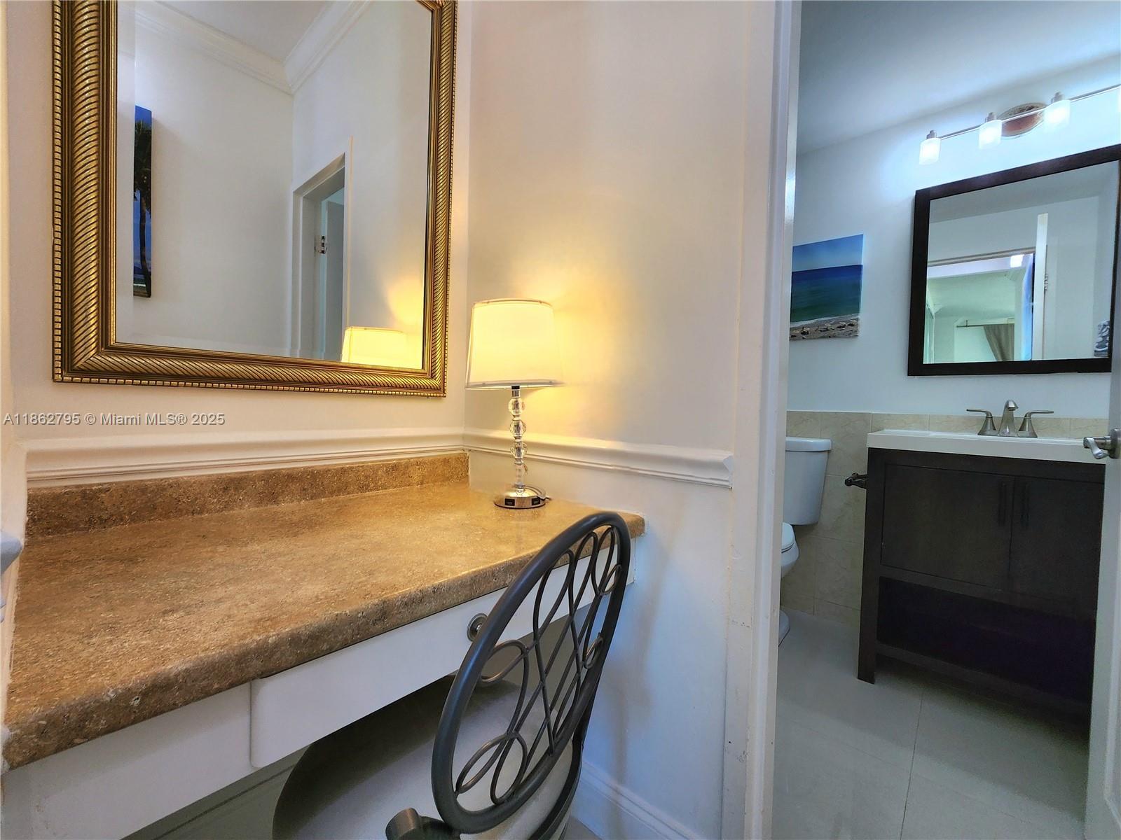 ALEXANDER TOWERS CONDO - Residential