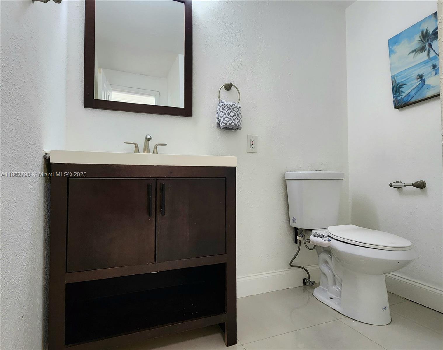 ALEXANDER TOWERS CONDO - Residential