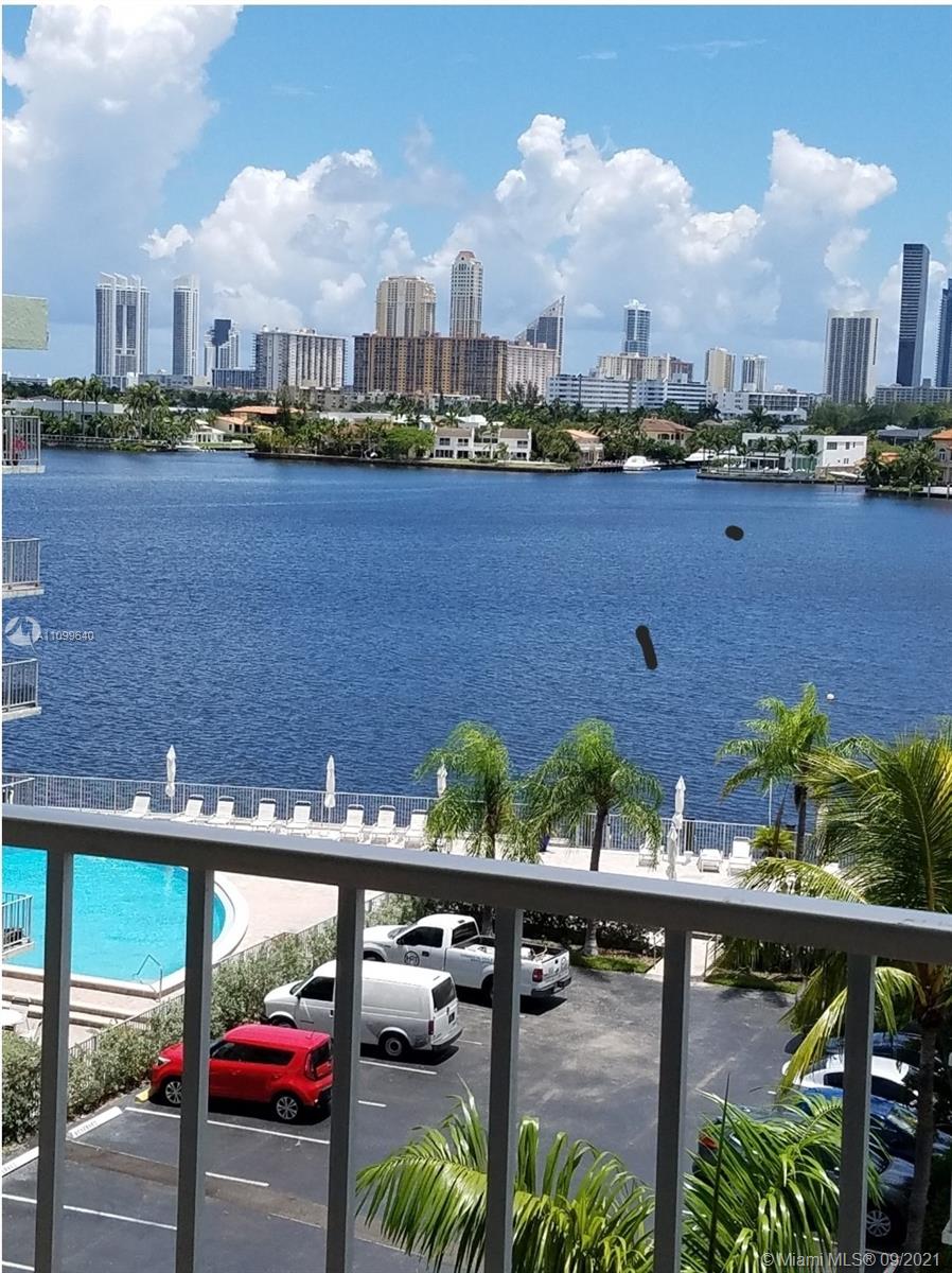 REEF WEST CONDO - Residential