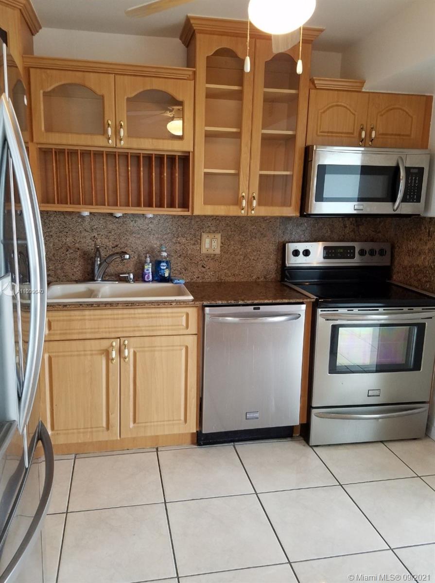 REEF WEST CONDO - Residential