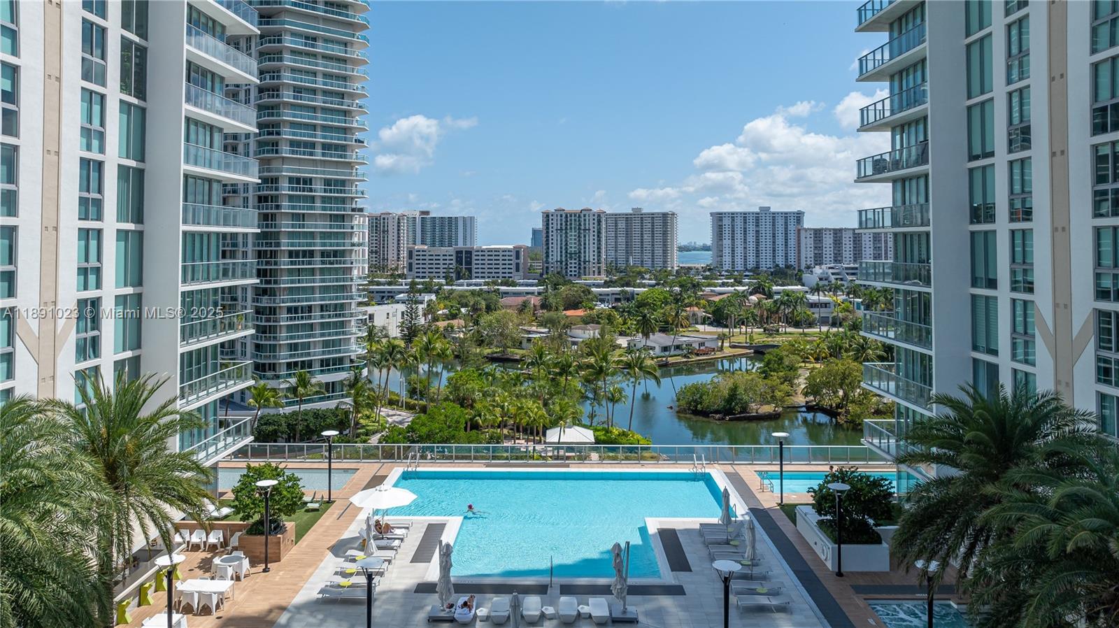 PARQUE TOWERS CONDO - Residential Lease