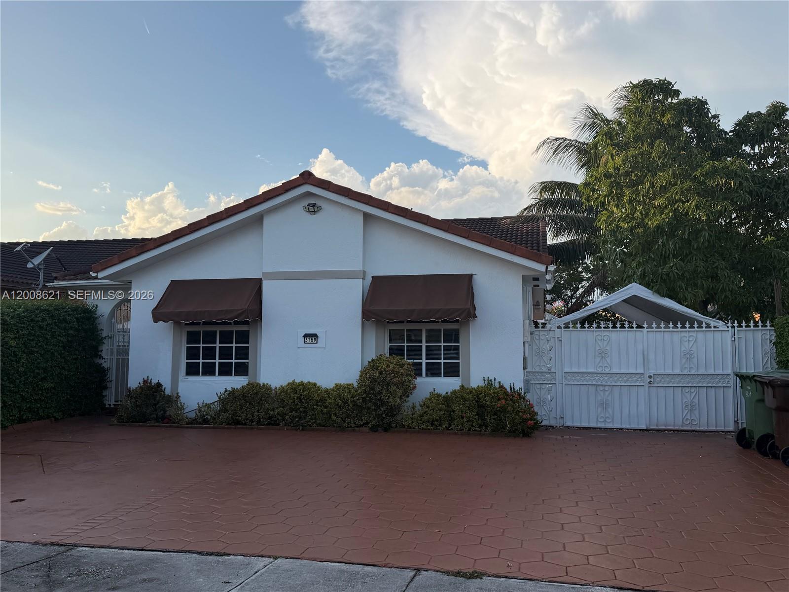 3159 W 73rd Pl - Image 1