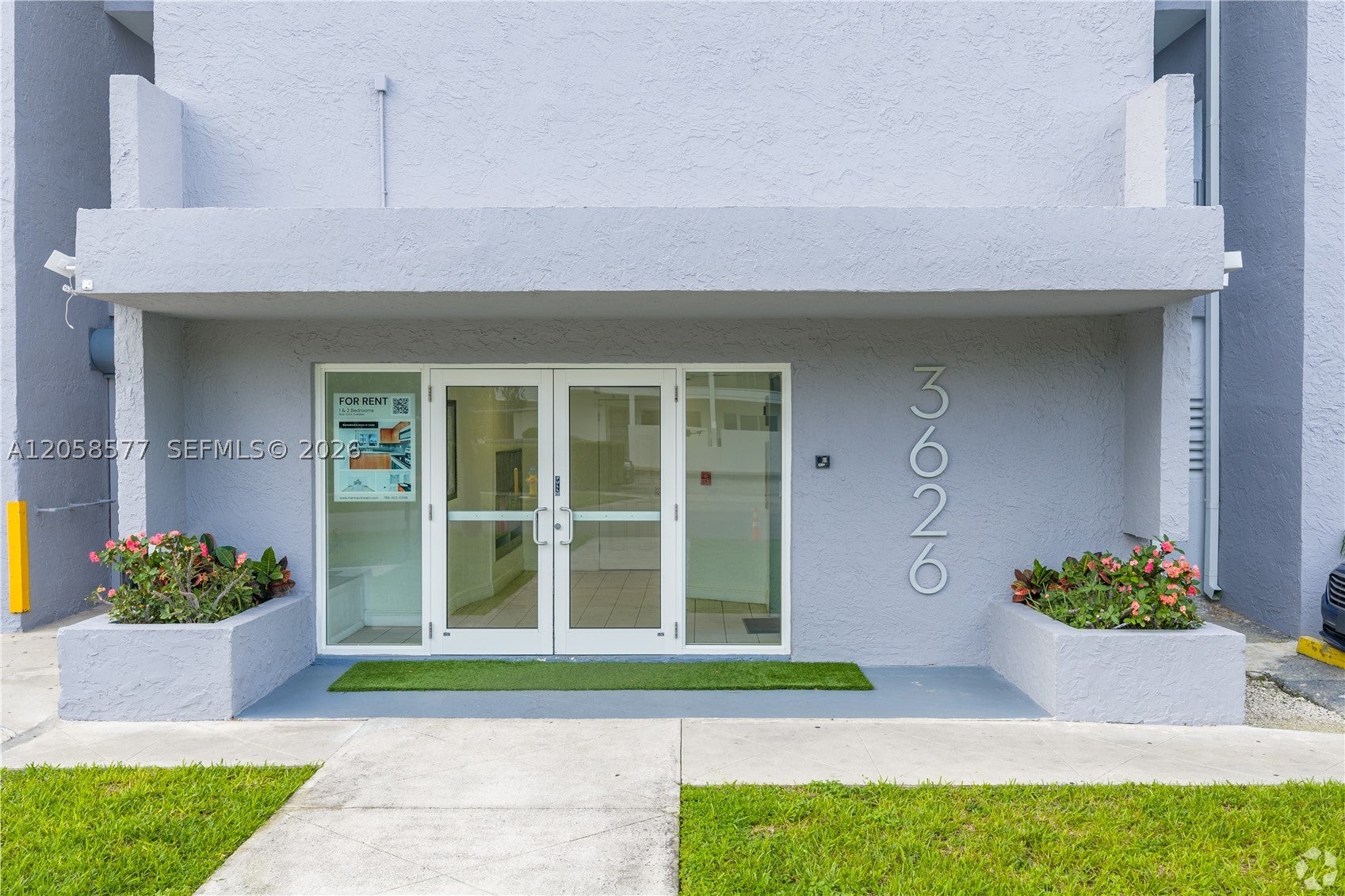 3626 NE 168th St 202