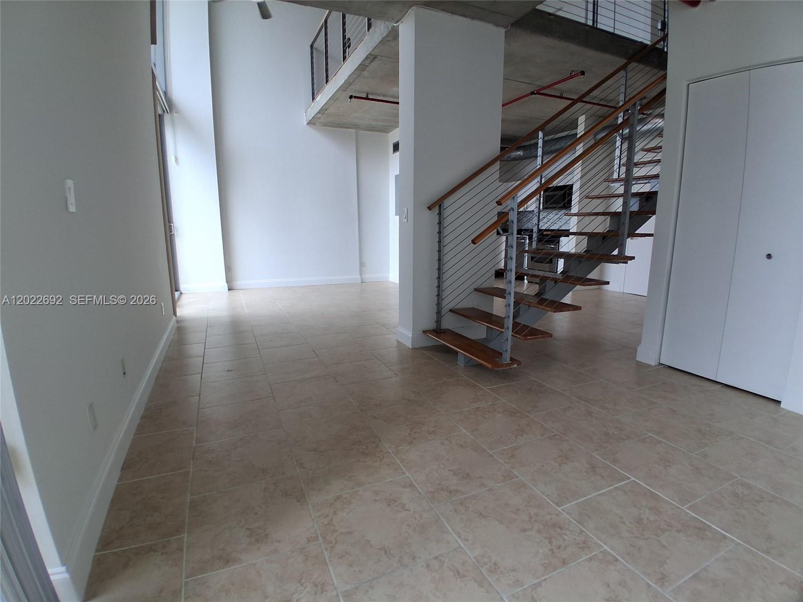 690 SW 1st Ct PHI19