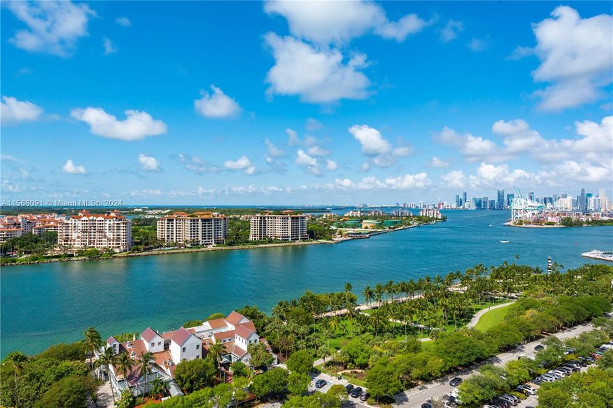 Breathtaking views of the Atlantic Ocean from world-renowned Continuum South Beach. Newly renovated 1bedroom, 1.5 bath condominium with 1,200 SF living area filled with natural lighting and tranquility views of Downtown Miami from the 18th floor. Kitchen completed with high-end appliances and marble finishes. This one-of-a-kind floor plan includes custom designed him/her master closets and additional space for an office or kid’s room. Continuum’s 5-star amenities include outdoor restaurant, 2 pools, reserved beach access with chairs and umbrella’s, a spa, tennis court, Olympic gym, and more.