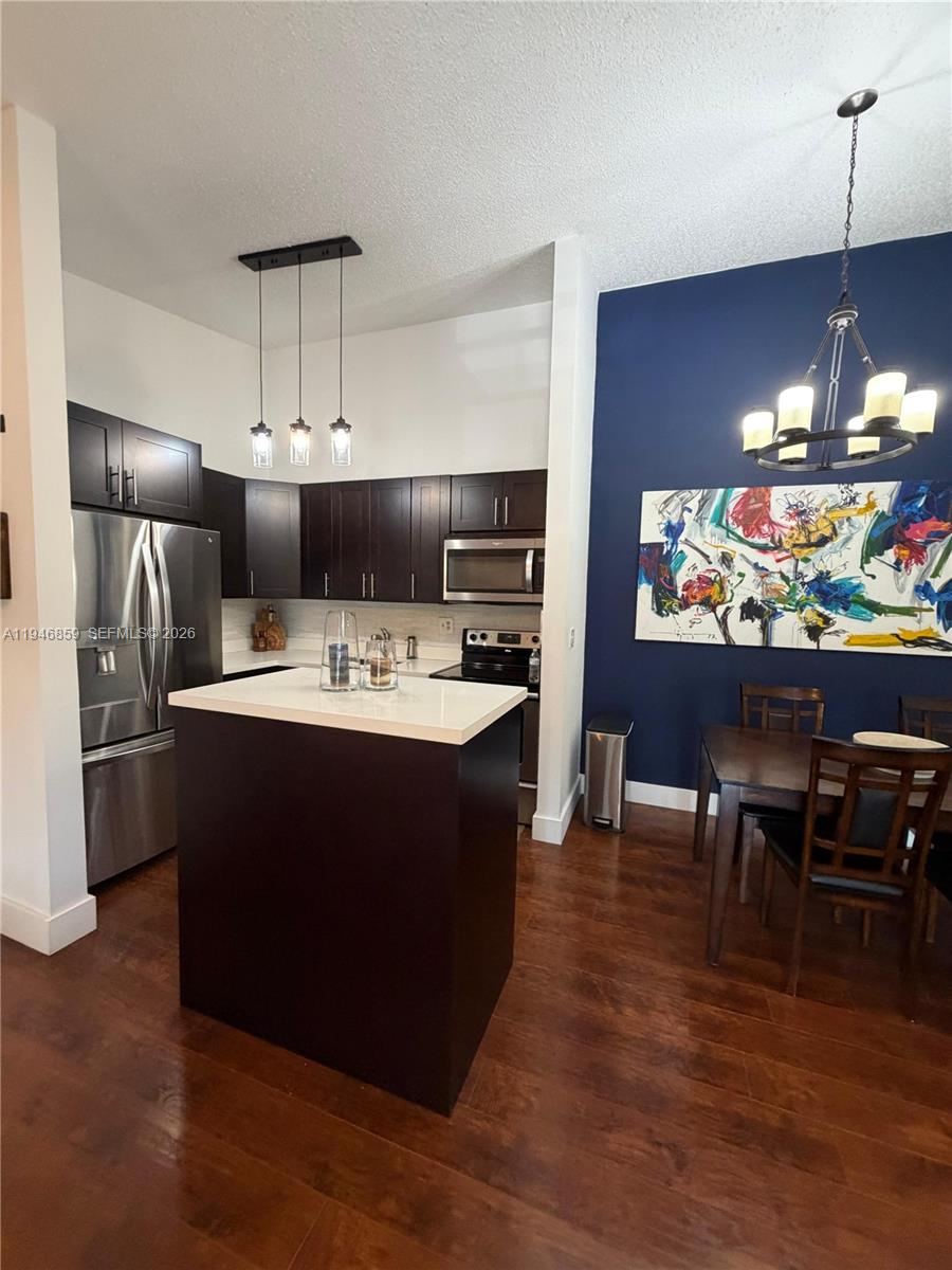 DORAL PARK C CLUB VILLAS - Residential