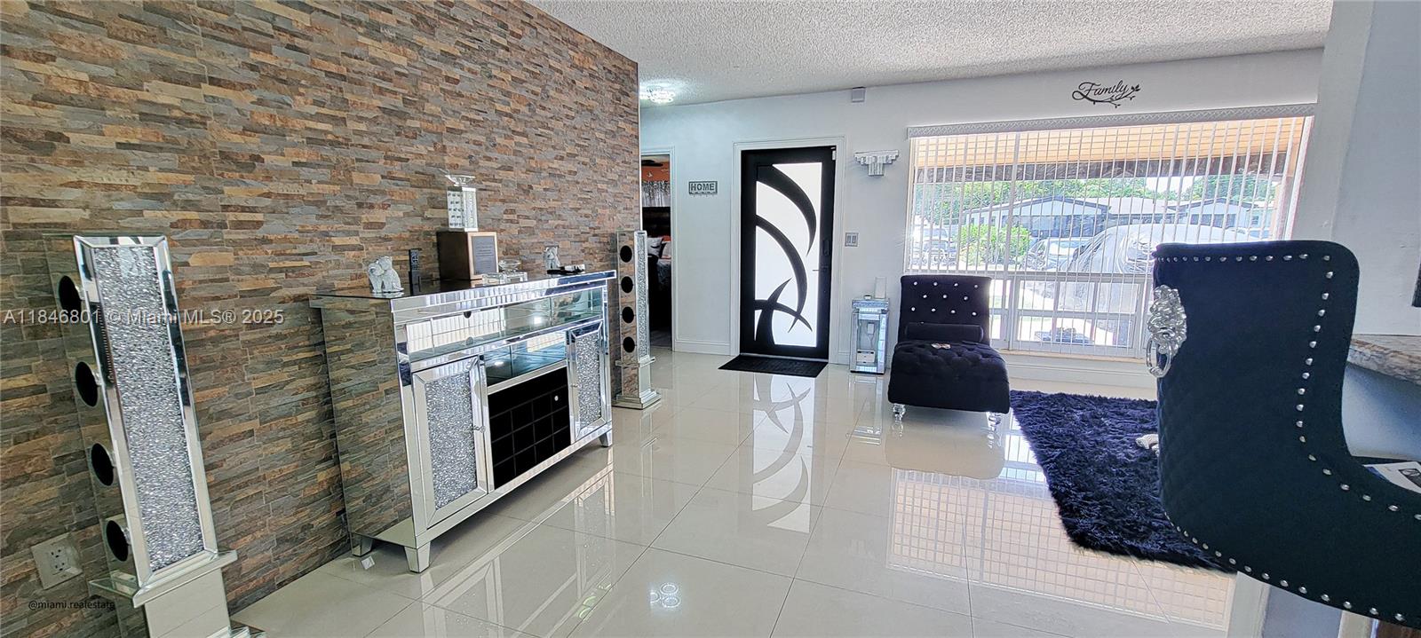 MIRAMAR SEC 6 - Residential