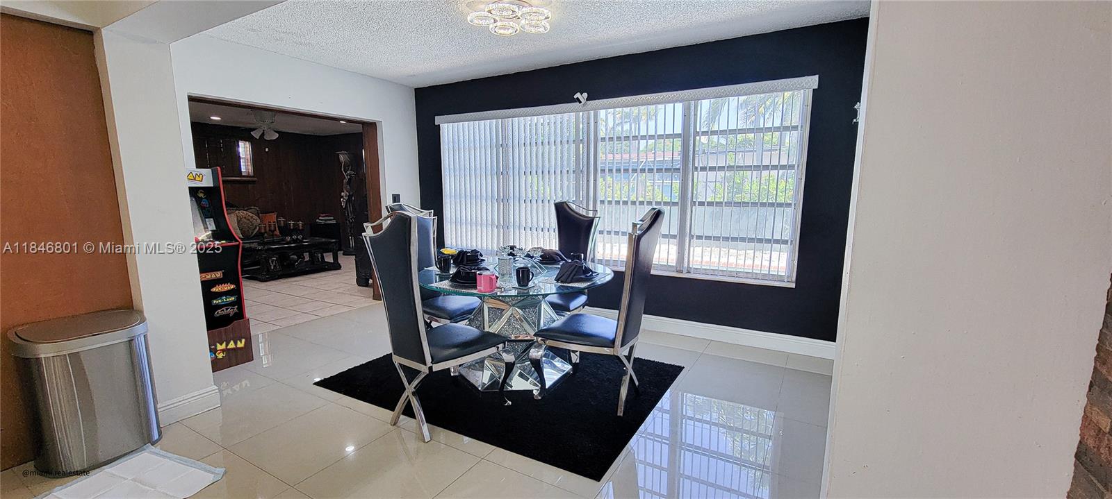 MIRAMAR SEC 6 - Residential