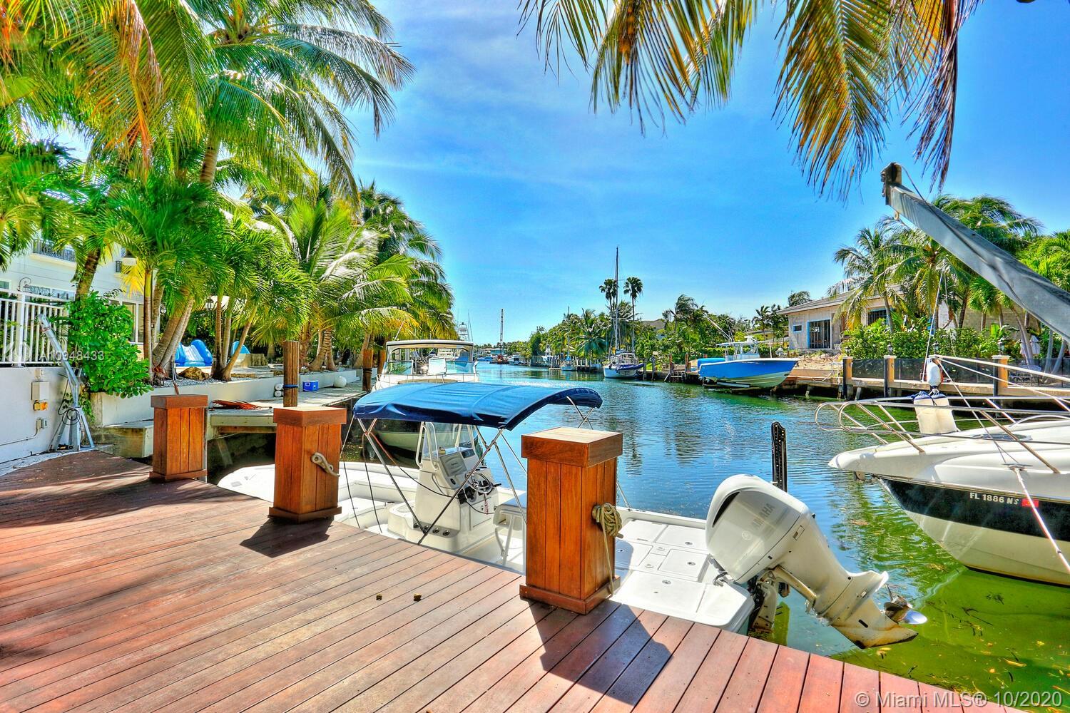 SUNRISE HARBOUR REV PL - Residential